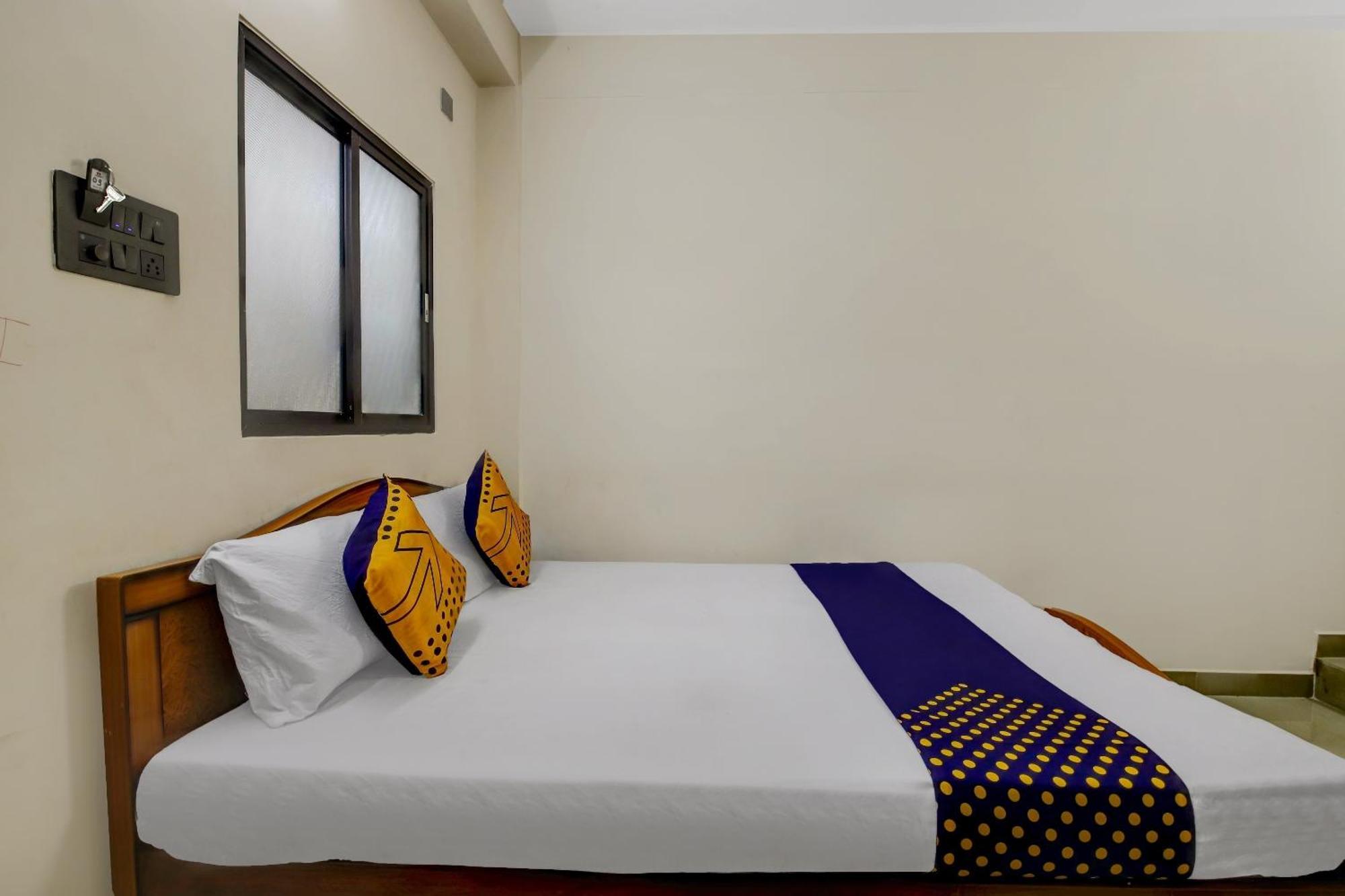 Spot On 73621 Srinivasa Boarding And Lodging Jalahalli Экстерьер фото
